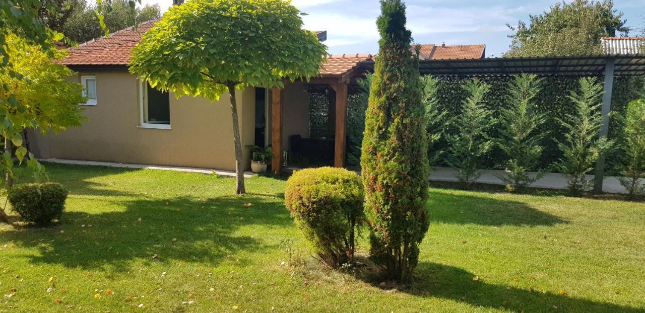 Apartment Lena Nikšić Екстериор снимка